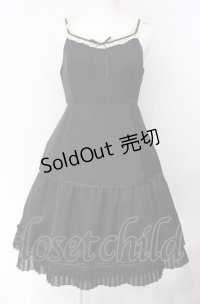 Emily Temple cute / レース配色サテンノースリーブワンピース  クロ×キナリ O-25-07-31-1126-ET-OP-OW-OS