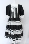 marcHenTica / プリモドールワンピース エルフサイズ クロ×シロ O-25-07-31-1145-LO-OP-OW-OS