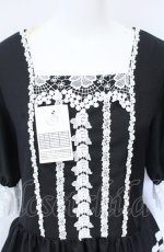 画像2: marcHenTica / プリモドールワンピース エルフサイズ クロ×シロ O-25-07-31-1145-LO-OP-OW-OS (2)