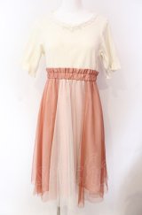 axes femme / チュール切替ドッキングワンピース M キナリ×オレンジ系 O-25-08-02-036-AX-OP-OW-OS