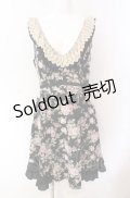 axes femme / 総バラ柄Backリボンワンピース M クロ O-25-08-02-039-AX-OP-OW-OS