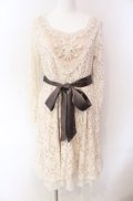 axes femme / パール配色レーシーワンピース M キナリ O-25-08-02-043-AX-OP-OW-OS