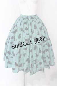 Physical Drop / ふてくされ猫柄スカート  グリーン O-25-08-02-007-LO-SK-IG-OS