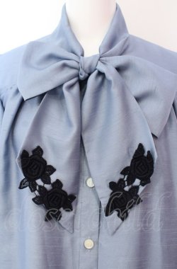 画像2: Enchantlic Enchantilly / ノーブルリボンタイブラウス  ブルー O-25-08-02-019-LO-BL-OW-OS