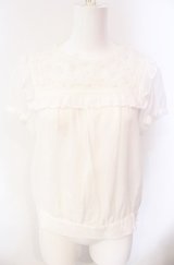Franche Lippee / お花モチーフプルオーバー M シロ O-25-08-05-064-LO-TO-OW-OS