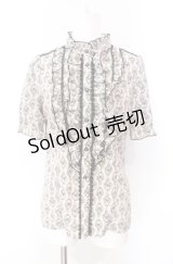 axes femme / 壁紙柄ブラウス M キナリ O-25-08-07-034-AX-BL-OW-OS