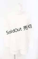 axes femme POETIQUE / ニットベスト付カットプルオーバー【欠品あり】  シロ O-25-08-07-070-AX-TO-IG-OS