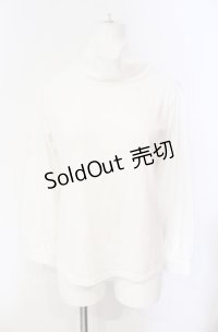 axes femme POETIQUE / ニットベスト付カットプルオーバー【欠品あり】  シロ O-25-08-07-070-AX-TO-IG-OS