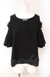 axes femme POETIQUE / 肩あきパフ袖総レースプルオーバー M クロ O-25-08-07-083-AX-TO-IG-OS