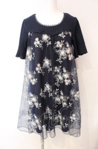 axes femme / チュール刺繍チュニック  ネイビー O-25-08-07-086-AX-OP-IG-OS