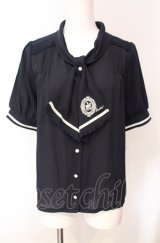 axes femme / モチーフ刺繍ボウタイブラウス M ネイビー×クロ O-25-08-07-089-AX-BL-IG-OS