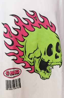 画像2: Candy Stripper / FIRE SKULL DAMAGE SWEAT スウェット  ホワイト O-25-08-08-030-PU-TO-IG-OS
