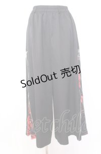 NieR Clothing / WIDE ZIP PANTS【彼岸花】パンツ  ブラック×レッド O-25-08-08-005-PU-PA-IG-OS