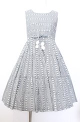 Emily Temple cute / フラワー刺繍切り替えジャンパースカート 160ｃｍ クロ O-25-08-08-013-ET-OP-OW-OS