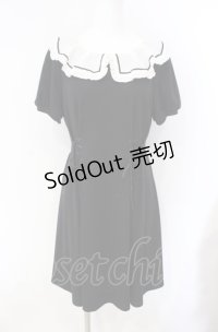 axes femme POETIQUE / レースアップデザインワンピース  クロ O-25-08-09-030-AX-OP-IG-OS