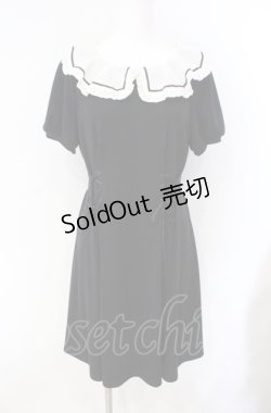 画像1: axes femme POETIQUE / レースアップデザインワンピース  クロ O-25-08-09-030-AX-OP-IG-OS