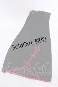 Qutie Frash / レッグカバー  ブラック×レッド O-25-08-09-1037-QU-ZA-IG-OS