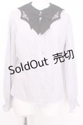 axes femme POETIQUE / リボン付きコウモリカラーブラウス M グレー×クロ O-25-08-09-1013-AX-BL-IG-OS