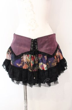 画像1: Qutie Frash / コルセット風和柄ミニスカート  ブラック×パープル×オレンジ O-25-08-09-012-QU-PA-IG-OS