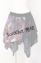 Qutie Frash / 和柄ランダムスカート  ブラック×パープル O-25-08-09-013-QU-SK-IG-OS