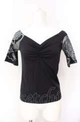 Qutie Frash / プリントスリーブTシャツ【旧タグ】  ブラック×シルバー O-25-08-09-018-QU-TO-IG-OS