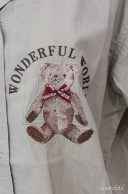 画像2: WONDERFUL WORLD / くま刺繍ブラウス  ベージュ O-25-08-10-075-LO-BL-OW-OS