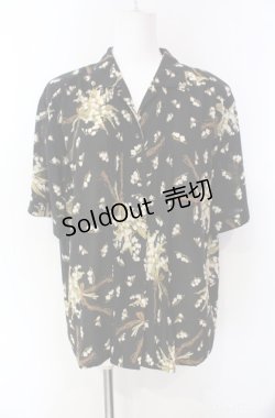 画像1: KANEKO ISAO / 鈴蘭柄ピンタックブラウス  クロ O-25-08-10-011-EL-BL-OW-ZI