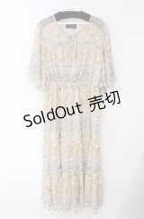 axes femme NOSTALGIE / フラワーパネル柄ワンピース F イエロー O-25-08-13-086-AX-OP-OW-OS
