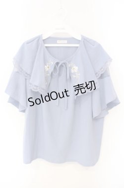 画像1: axes femme / 刺繍入ケープブラウス F サックス O-25-08-13-092-AX-BL-OW-OS