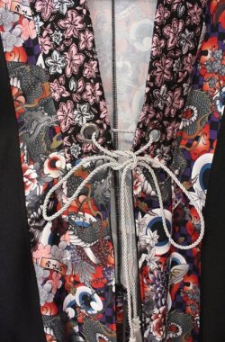 画像2: Qutie Frash / 和柄切替着物ロングカーディガン  ブラック×レッド O-25-08-16-047-QU-JA-OW-OS