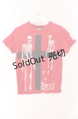 Deorart / クロススカルTシャツ  レッド O-25-08-16-053-PU-TS-IG-OS