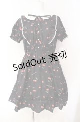 Honey Cinnamon / チェリー柄ワンピース  クロ O-25-08-16-096-LO-OP-IG-OS