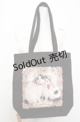 Enchantlic Enchantilly / ネコエルの肖像画トートバッグ  クロ O-25-08-17-004-LO-BG-OW-OS