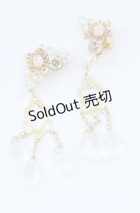 薫乃園 / ストーンフラワーイヤリング  ゴールド O-25-08-18-051-LO-AC-IG-OS