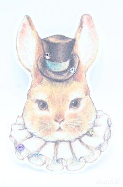 画像1: Enchantlic Enchantilly / うさぎブローチ  オフ O-25-08-18-012-LO-AC-IG-OS