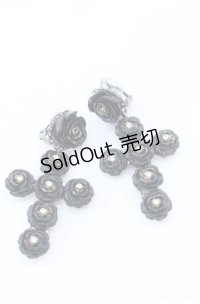 hanakabeads / 黒薔薇クロスのネックレスセット ピアス単品  ブラック O-25-08-18-017-LO-AC-IG-OS