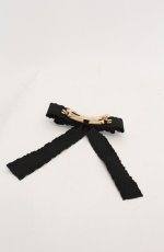 画像2: Maison de FLEUR / サテンフリルリボンバレッタ  クロ O-25-08-20-077-LO-AC-OW-ZT487-F005 (2)