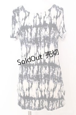 画像1: Ozz Croce / サイドギャザー染め風Tシャツ  ホワイト×ブラック×ブルー O-25-08-20-1044-OO-TO-IG-OS
