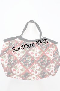PINK HOUSE / いちご柄ビニールバッグ  アカ×クロ O-25-08-20-015-LO-BG-OW-ZT0822A