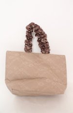 画像2: Maison de FLEUR / レースサテンフリルハンドルトートプチ  ブラウン O-25-08-20-023-LO-BG-OW-ZT501 (2)