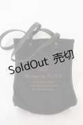 Maison de FLEUR / ジャガードスクエアトートバッグ  クロ O-25-08-20-027-LO-BG-OW-ZT501