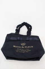 Maison de FLEUR / ブランドロゴフリルハンドルトートMバッグ  ネイビー O-25-08-20-035-LO-BG-OW-OS