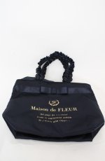 画像1: Maison de FLEUR / ブランドロゴフリルハンドルトートMバッグ  ネイビー O-25-08-20-035-LO-BG-OW-ZT501 (1)