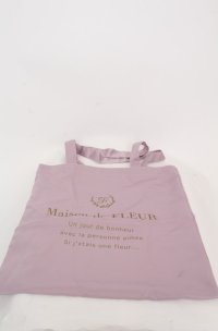 Maison de FLEUR / ロゴプリントトートバッグ  ラベンダー O-25-08-20-046-LO-BG-OW-OS
