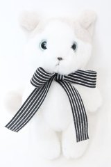 PINK HOUSE / ねこと子ペンギンぬいぐるみコサージュ  シロ×ベージュ O-25-08-21-1036-LO-ZA-IG-OS