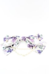 Enchantlic Enchantilly / すみれ姫王冠　パールリボンブローチ  生成り O-25-08-21-1040-LO-AC-IG-OS