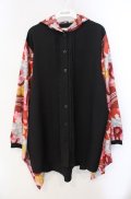 NieR Clothing / 袖口リブ付き春用着物風袖ブロッキングシャツ  ブラック×レッド系 O-25-08-21-097-PU-BL-IG-OS