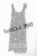 axes femme / チェリー柄フリルリボンワンピース F クロ O-25-08-23-087-AX-OP-OW-OS