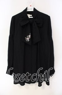 axes femme / 刺繍入りリボンロングブラウス M クロ O-25-08-23-103-AX-BL-OW-OS