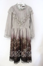 画像1: axes femme NOSTALGIE / ミスティローズ柄ワンピース F 公式展開色：ワイン O-25-08-23-104-AX-OP-OW-ZT353 (1)